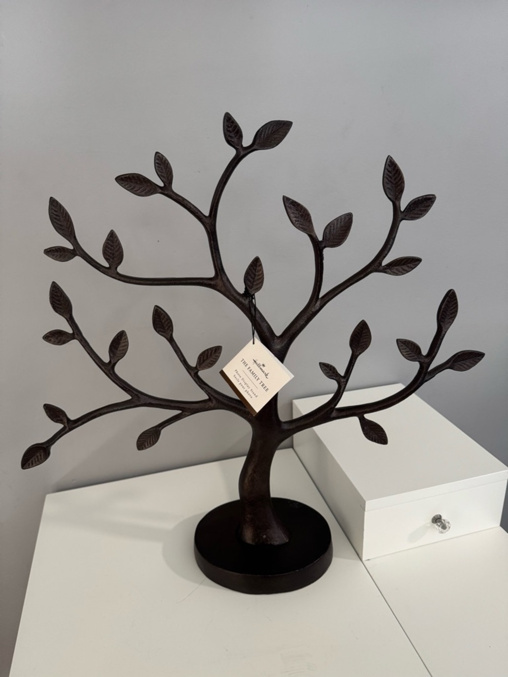 Retired Hallmark “The Family Tree” Sculpture NWT